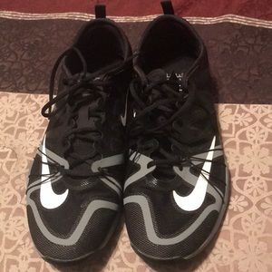 *IN GREAT CONDITION* Nike Free Cross Compete Sz 7!